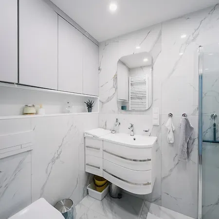 Aquamare22 Z Basenem I *